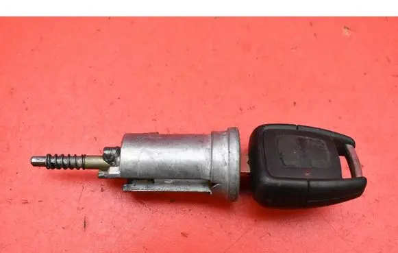 Opel Zafira A Ignition lock 90519056