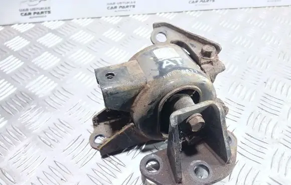 KIA Soul Engine mount bracket 10070677
