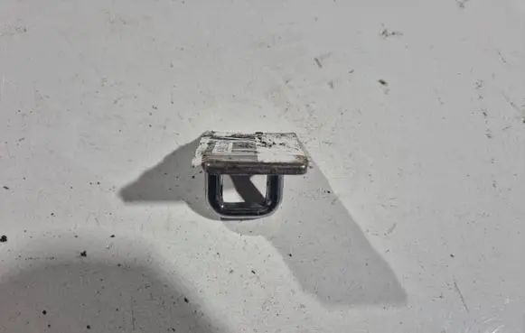 BMW 1 E81 E87 Rear door lock loop/hook striker 