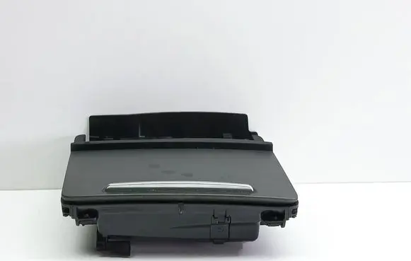 Audi A6 S6 C6 4F Ashtray (front) 4F1857951A 3059