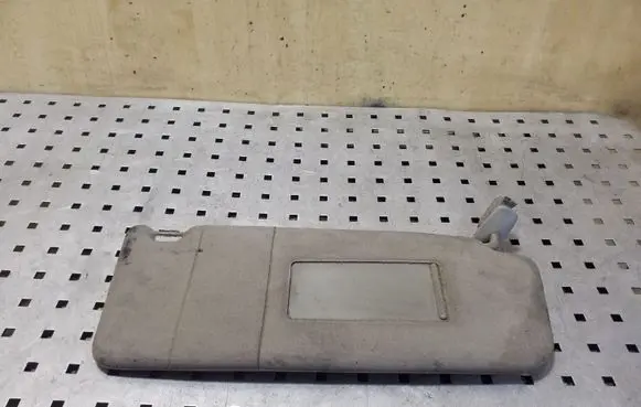 Sun visor