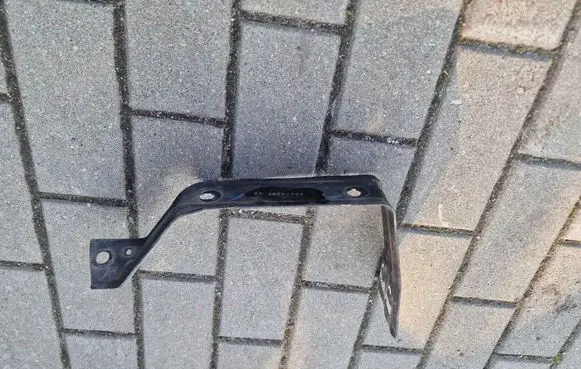 Dodge RAM 1500 DS Front bumper mounting bracket 68274607AB