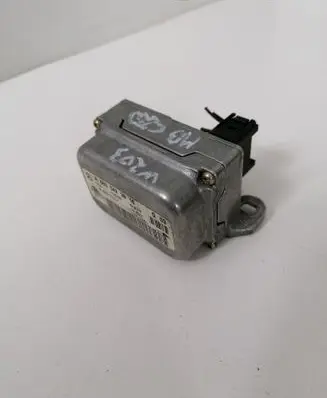 Mercedes-Benz CLS C219 ESP acceleration yaw rate sensor A0035423918