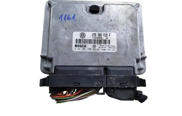Volkswagen PASSAT B5 Engine control unit/module 038906018P