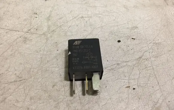 Audi A4 S4 B8 8K Other relay 7M0951253C