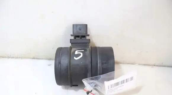 Audi A3 S3 8P Mass air flow meter 0281002735