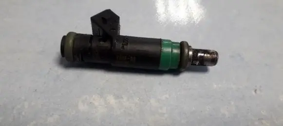 Ford Focus Fuel injector 98mf9f593bb 98mf-9f593-bb