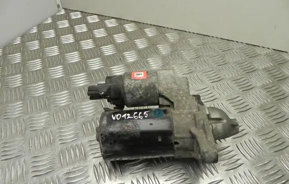 Toyota Avensis T270 Starter motor 0001107531 VD12665
