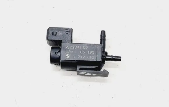 BMW 7 E65 E66 Turbo solenoid valve 1742712 11741742712