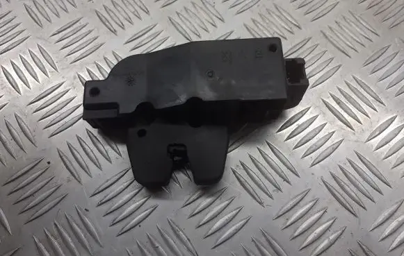 Citroen Xsara Tailgate exterior lock 9646091580