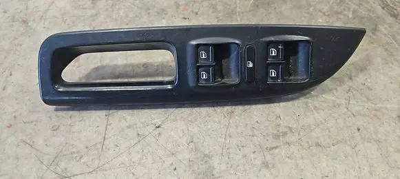 Skoda Octavia Mk2 (1Z) Electric window control switch 1Z1867171