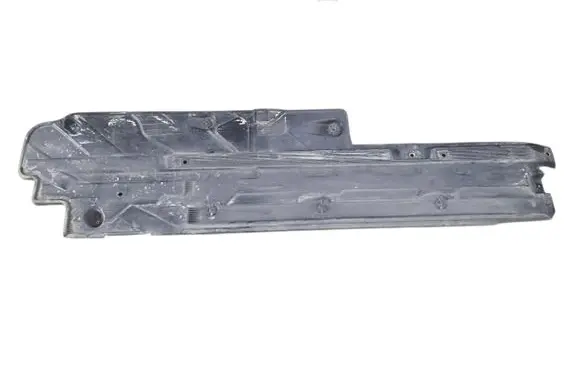 Mercedes-Benz C W204 Side bottom protection A2046101308