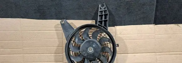 Hyundai Terracan Electric radiator cooling fan 4569631