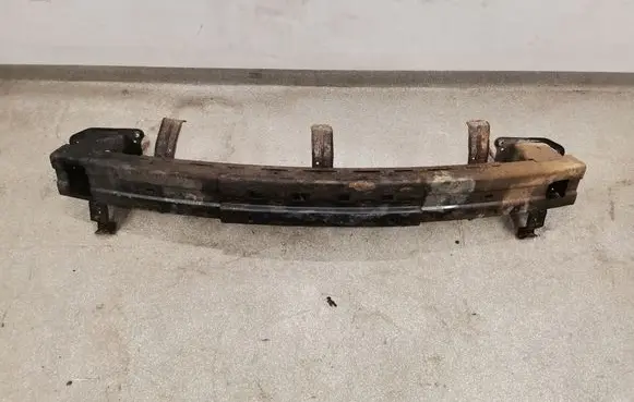 Hyundai Santa Fe Rear bumper support beam 