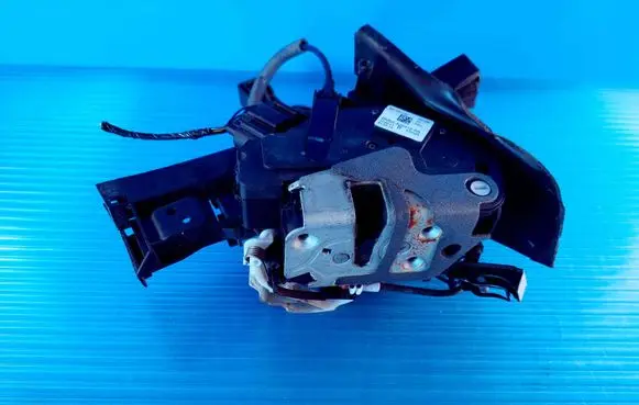 Ford Focus Rear door lock BM5AA26412AB