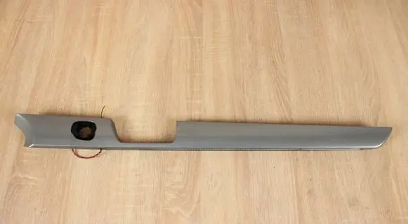 KIA Sorento Front door trim bar 823422P030