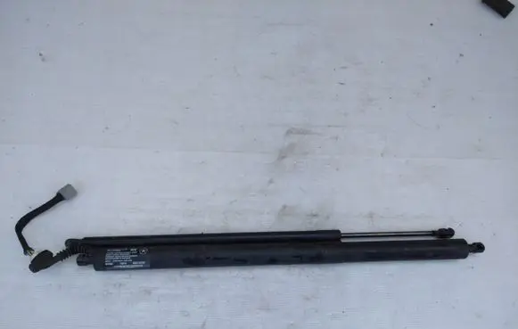 Jeep Grand Cherokee Tailgate/trunk strut/damper 68165052AC