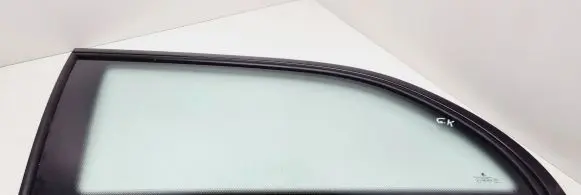 Skoda Octavia Mk1 (1U) Rear side window