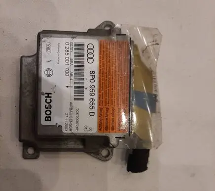 Audi A3 S3 8P Airbag control unit/module 8P0959655D 0285001700