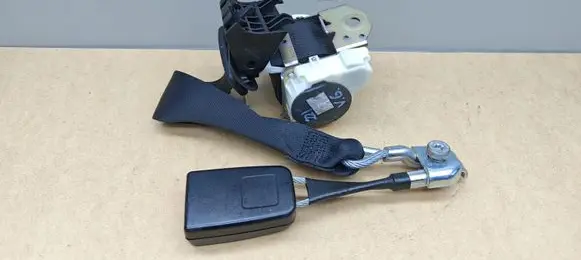 Mercedes-Benz S W221 Rear seatbelt A2218600585