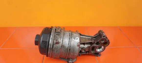 Volvo XC70 Oil filter mounting bracket 6G9N6L600AB B6324S