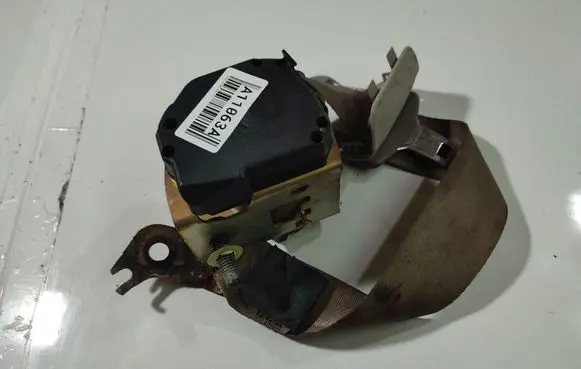 Jaguar X-Type Middle seatbelt (rear) 33016213