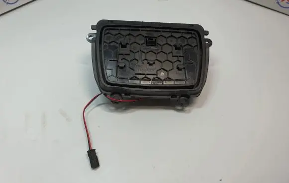 Ashtray (front)