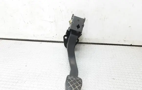 Clutch pedal