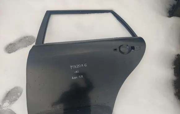 Mazda 6 Rear door