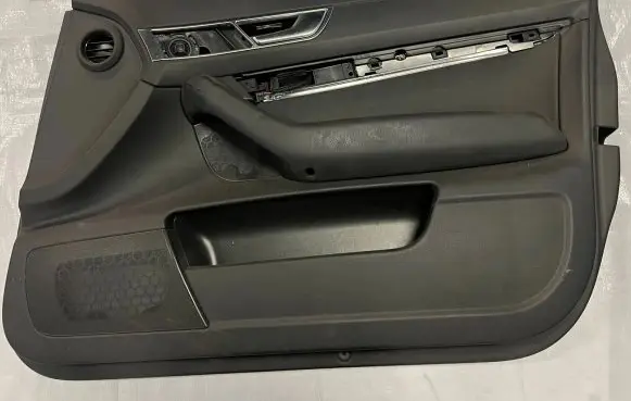 Audi A6 S6 C6 4F Front door card panel trim 4F1867106A 4F2867106A