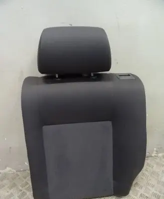 Volkswagen Polo IV 9N3 Rear seat