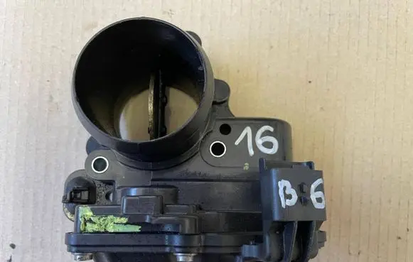 Ford Kuga II Throttle valve 9806625280 A2C85766300
