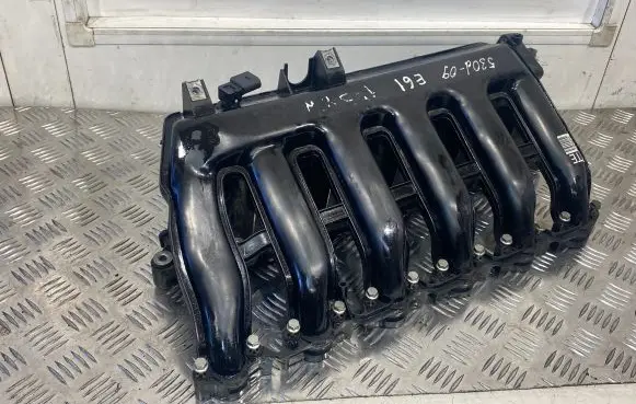 BMW 5 E60 E61 Intake manifold 7790700 7790301 790701