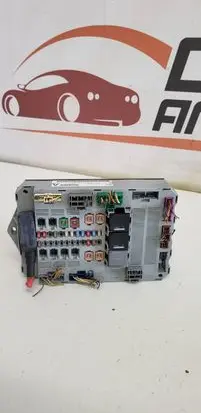 Jaguar XF X250 Fuse module 9X2314D628AC 73700110404 WH0161