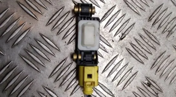 Audi A6 S6 C5 4B Airbag deployment crash/impact sensor 4B0959643E