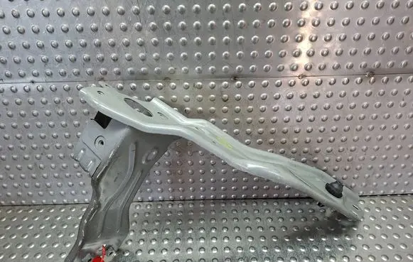 Dacia Sandero III Headlight/headlamp mounting bracket S26309243 625199663R