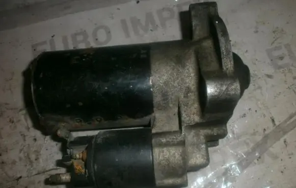Peugeot 307 Starter motor 1005831048