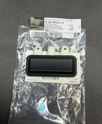 Mercedes-Benz S W221 Loading door exterior handle A2218702410 22124107J0