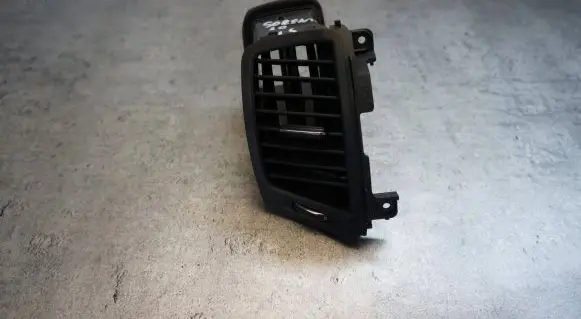 KIA Sorento Dash center air vent grill 974102P000