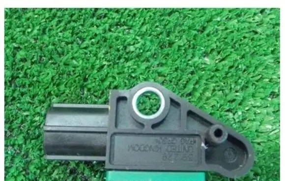Volkswagen PASSAT CC Airbag deployment crash/impact sensor 5N0959351B