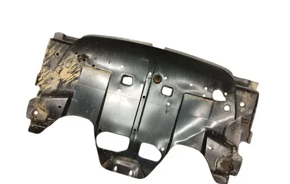 Subaru Impreza II Engine splash shield/under tray