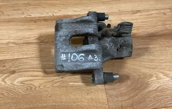 Ford Focus Rear brake caliper 106A3