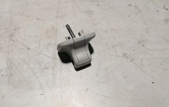 Volkswagen PASSAT B6 Sun visor clip/hook/bracket 1K0857561B