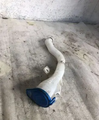 Volvo XC40 Window washer liquid tank fill tube 31490690