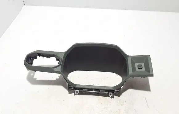 Dacia Duster Dashboard trim 681358409R