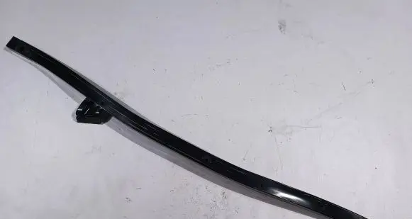 Chrysler 300C Front strut bar 