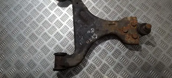Mercedes-Benz Vito Viano W639 Front lower control arm/wishbone