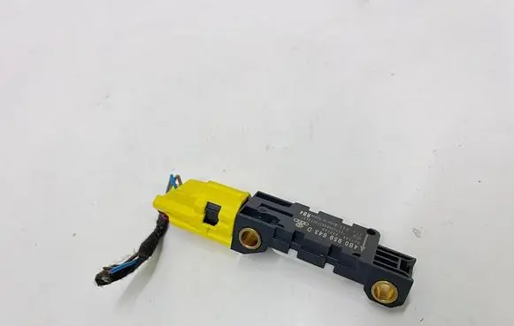 Audi A8 S8 D3 4E Airbag deployment crash/impact sensor 4B0959643D 021304 0328RB403FDEF353