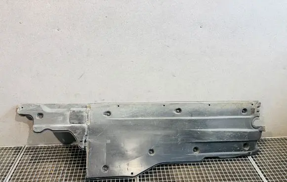 Skoda Superb B8 (3V) Side bottom protection 3Q0825202E 3Q0825102A