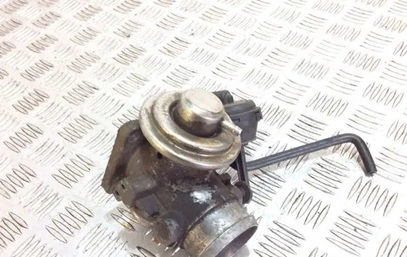 Volkswagen II LT Throttle valve 074129463A
